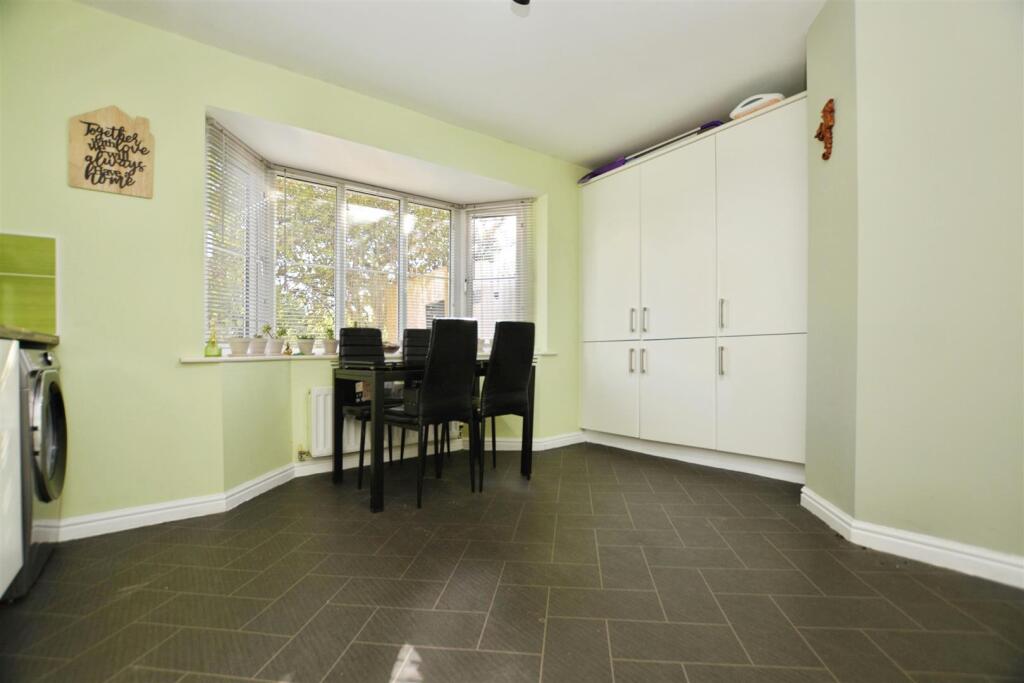 House in Doncaster - View 5