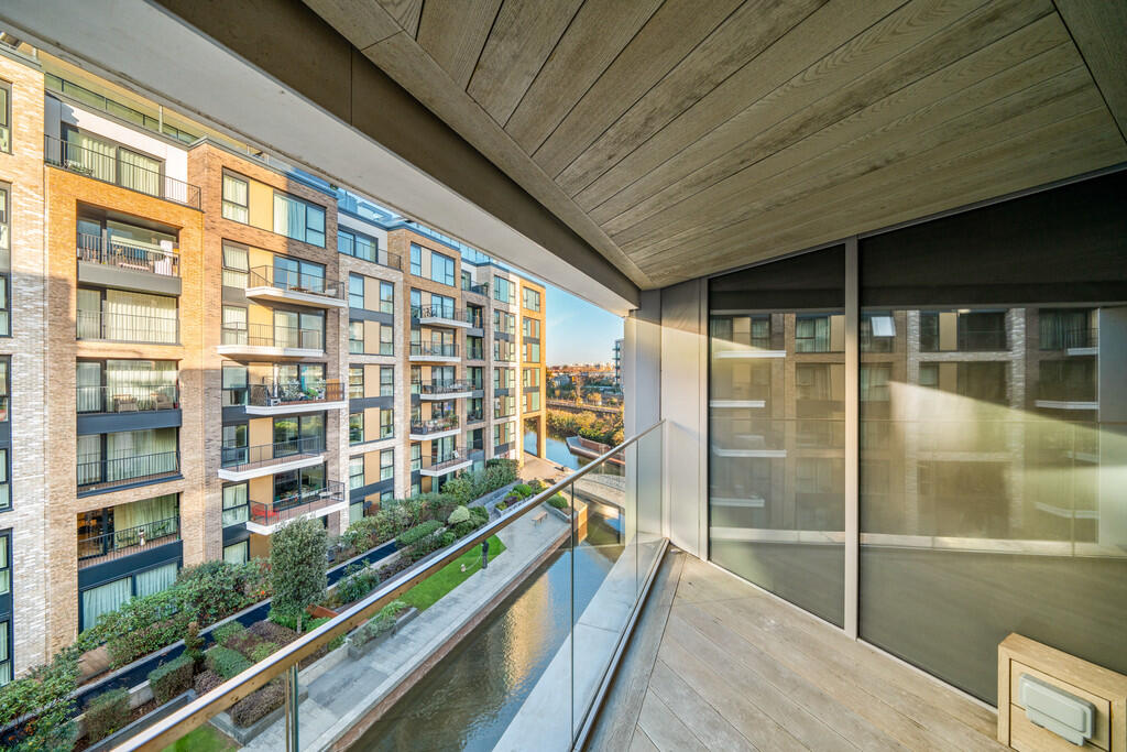 Main image of property: Park Street, Chelsea Creek