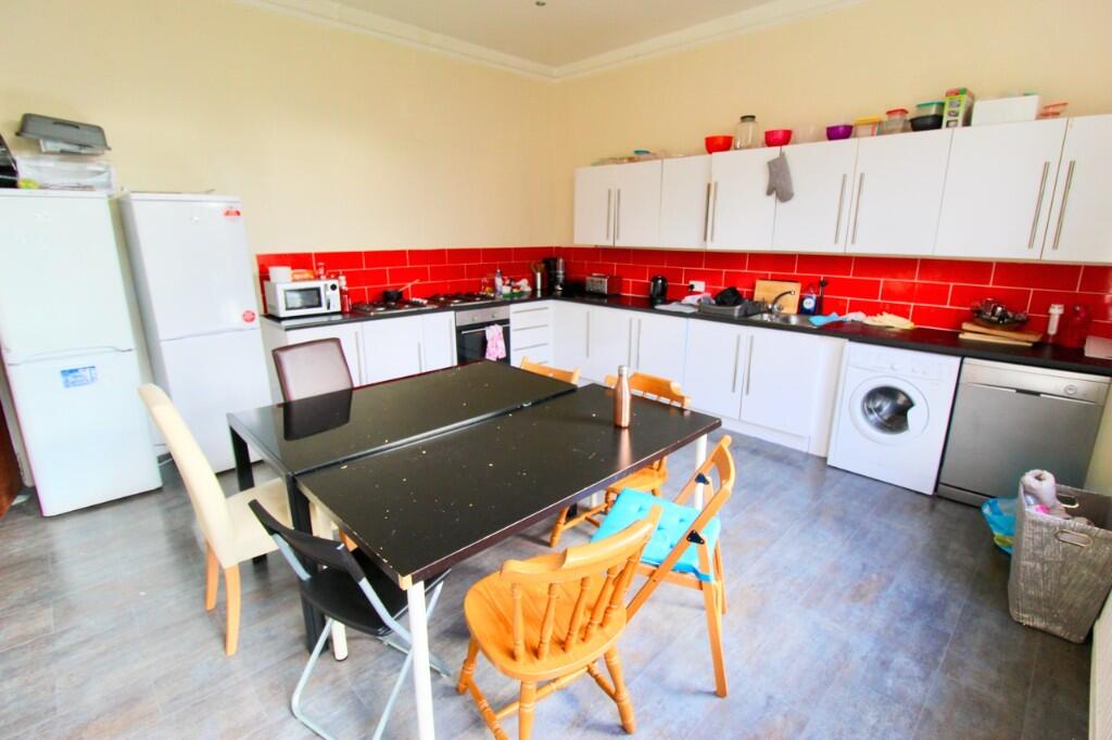 House in Leeds, Headingley Hill, Headingley - View 4