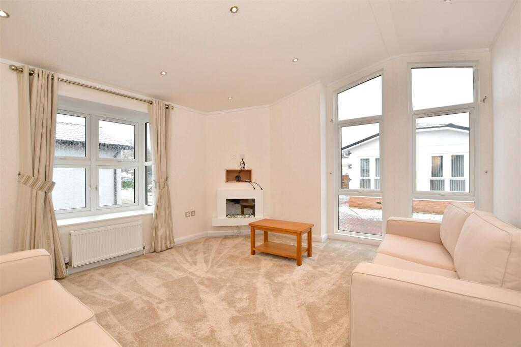 Main image of property: Maidstone Road, Paddock Wood, Kent