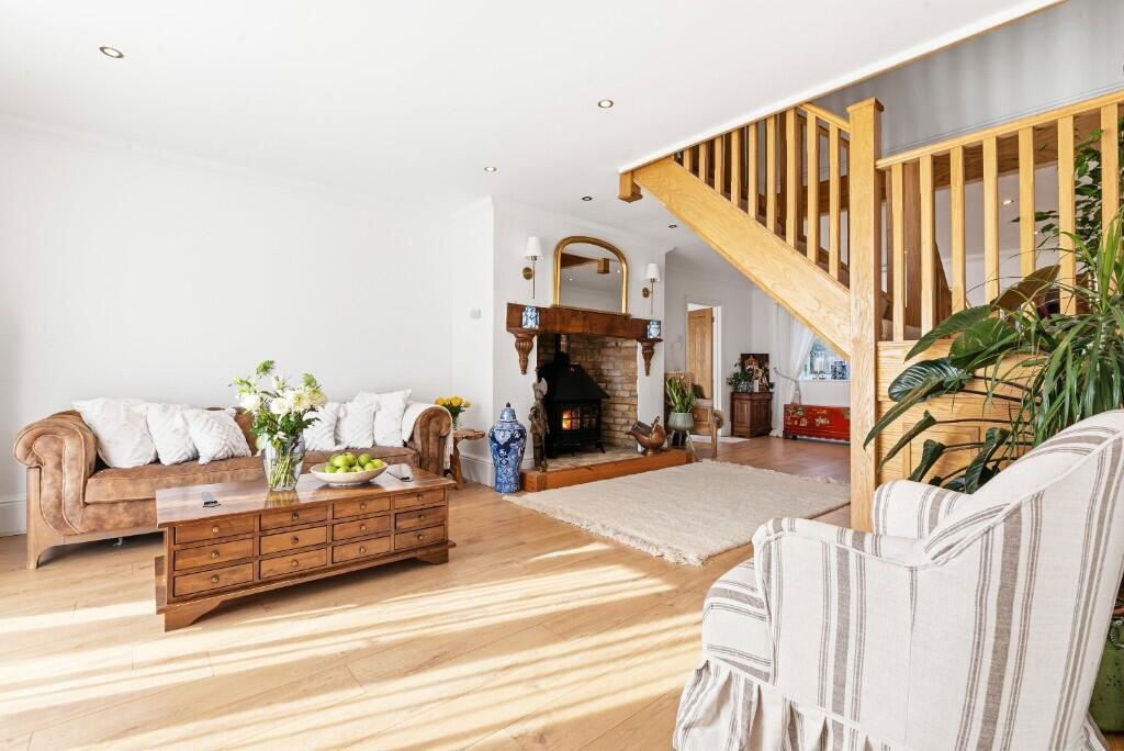 Eastchurch Road, Eastchurch, Sheerness, Kent, ME12 4HW - View 6