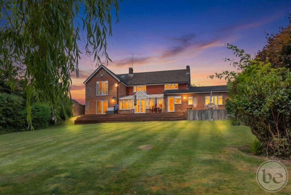 House in Tilehurst, Calcot - View 3