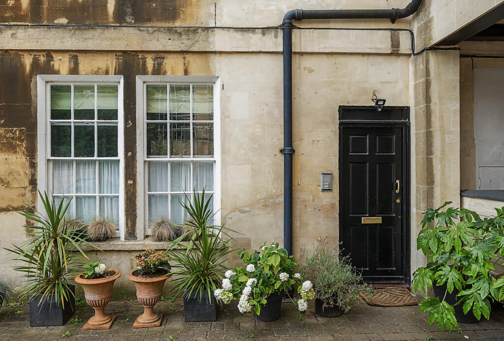 Main image of property: Bathwick Street, Bath, Somerset, BA2
