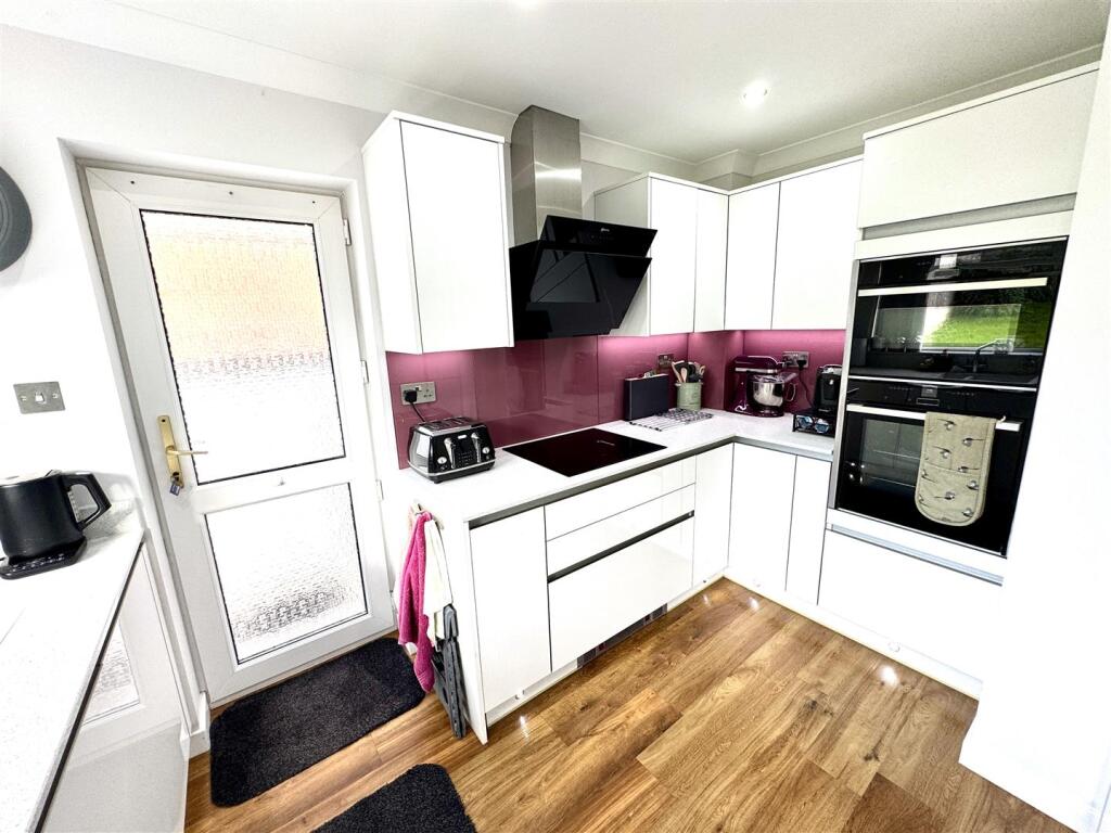 House in Forest of Dean, Tidenham - More