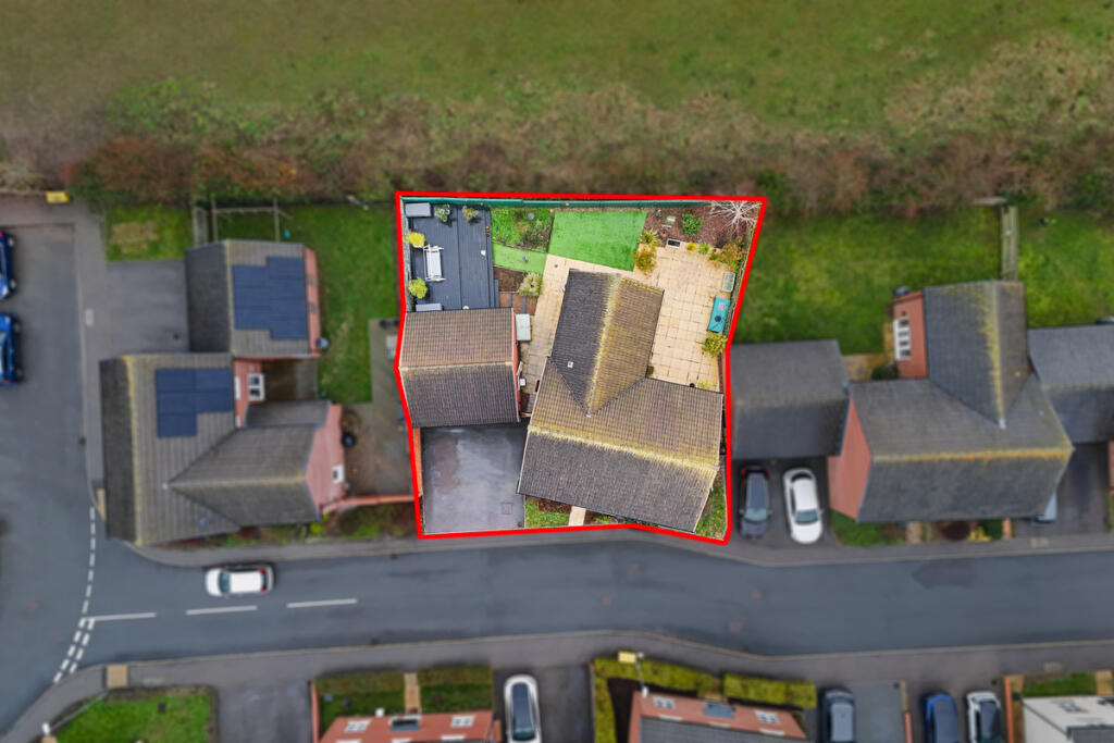House in Burton Latimer - View 2