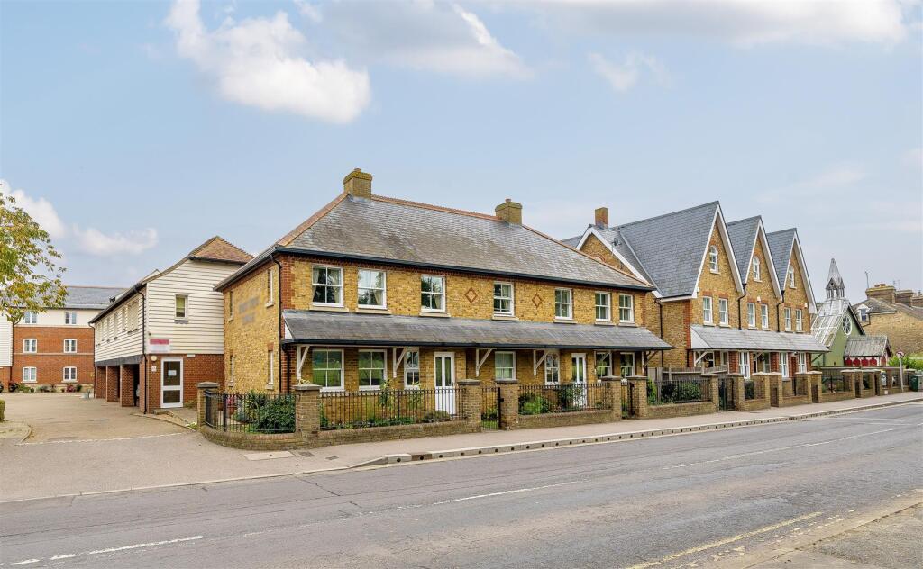 Main image of property: Park View Lodge, Faversham, Kent