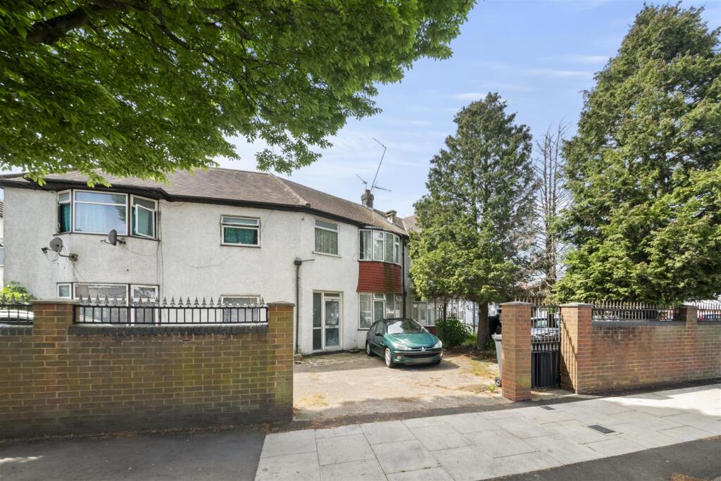 House in London - More