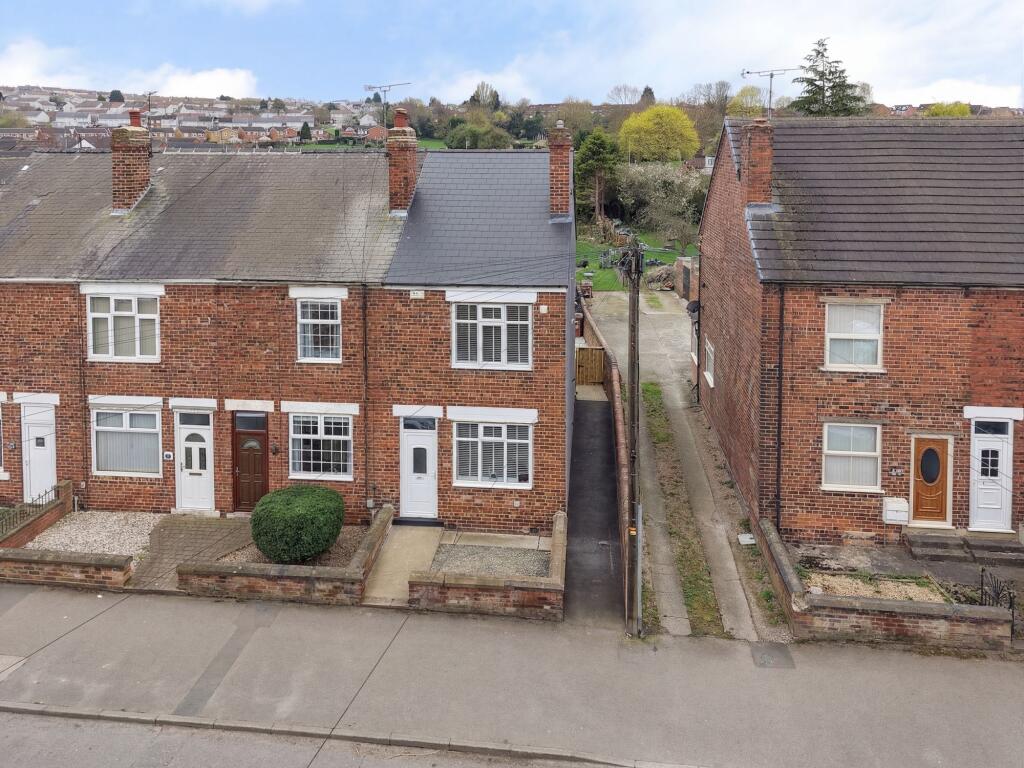 3-bed terraced on Sheffield Road, Killamarsh, S21, £165,000