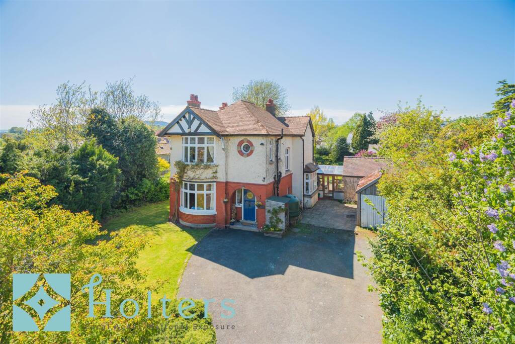 House in Bishop's Castle, Shropshire - View 2