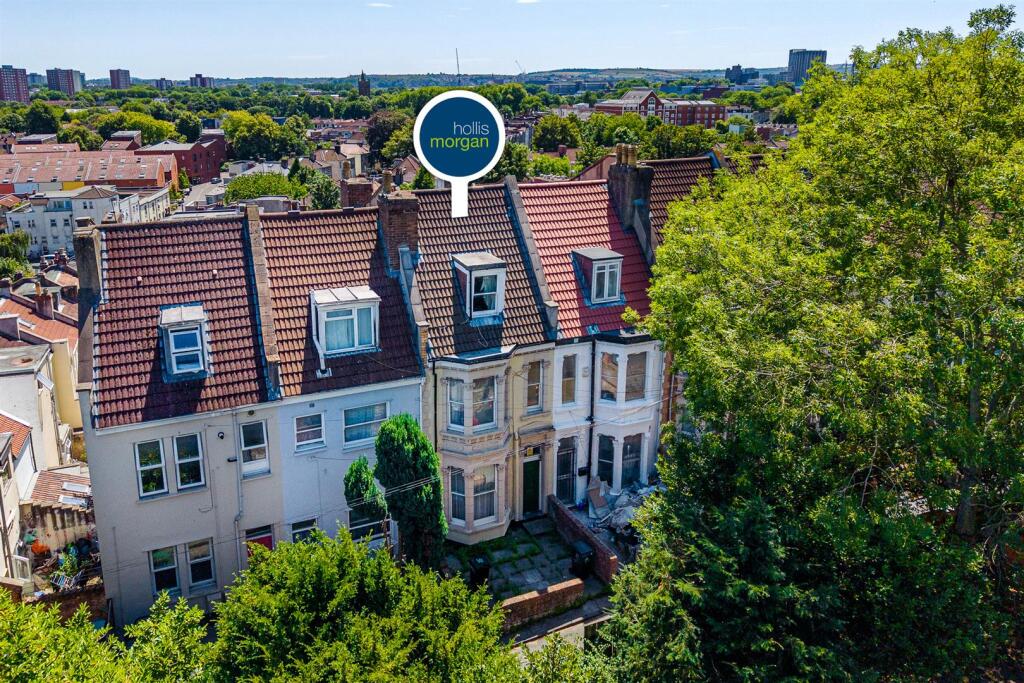 Main image of property: PERIOD HOUSE | UPDATING | BS6