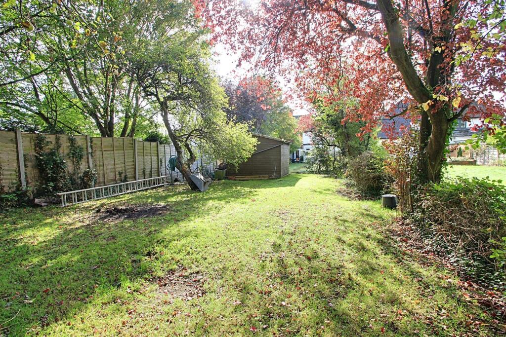 Adeyfield Road, Hemel Hempstead photo 2