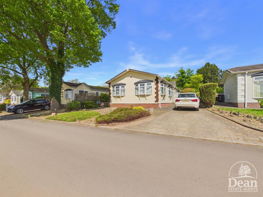 Main image of property: Clanna, Alvington, Lydney