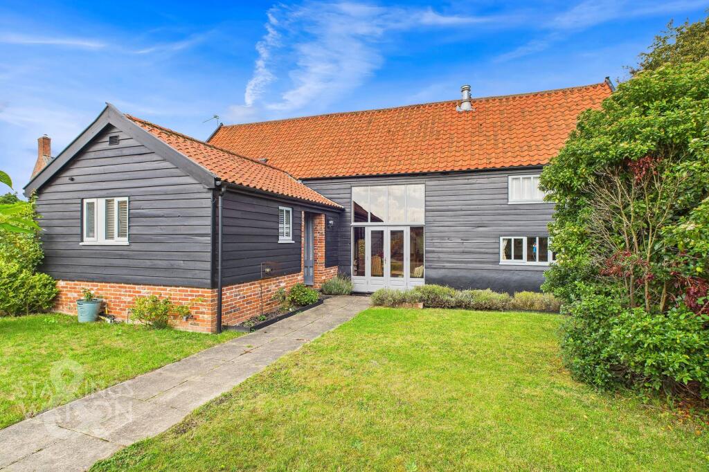 4-bed house on Bungay Road, Thwaite, Bungay, £775,000