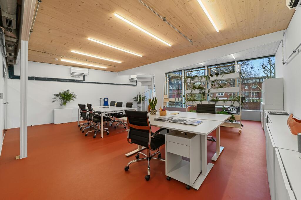 EM-BC-134OldStreet-43.JPG