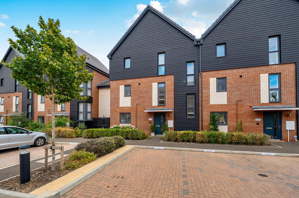 Main image of property: Station Road, Hook, Hampshire, RG27