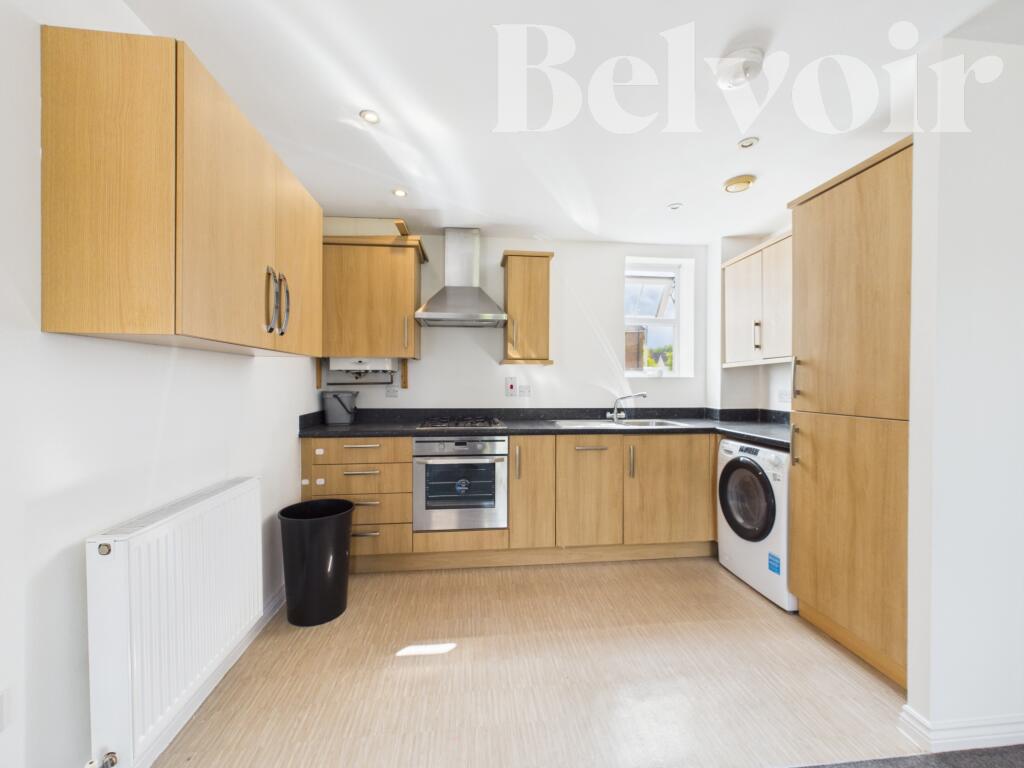 Apartment in Reading - View 3