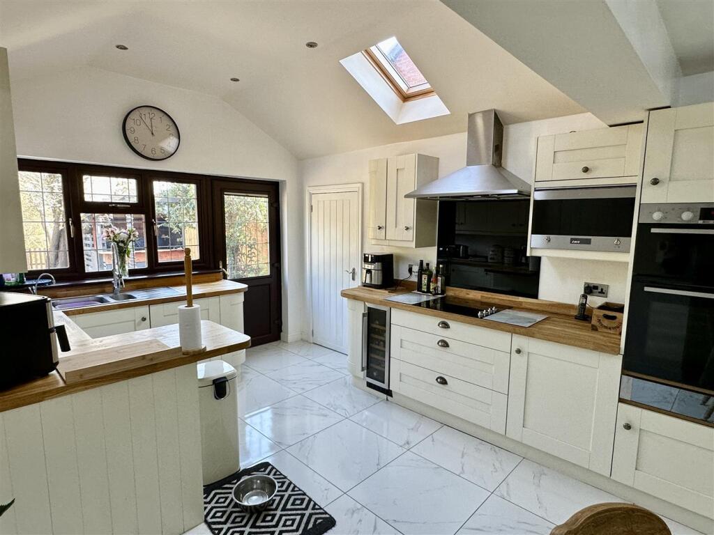 Additional image 16 of Riverside, Studley