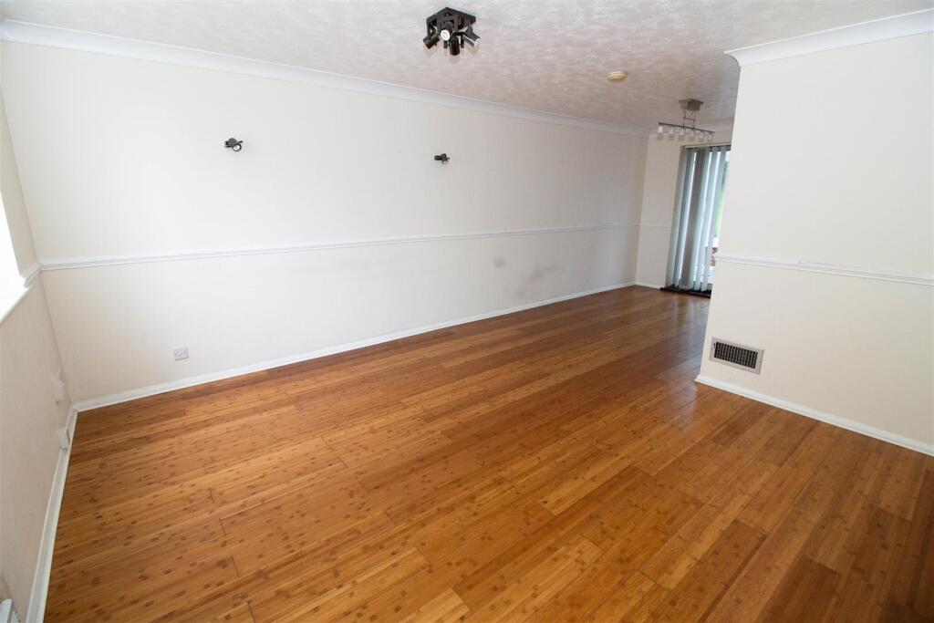 Burney Villas, Gateshead photo 5