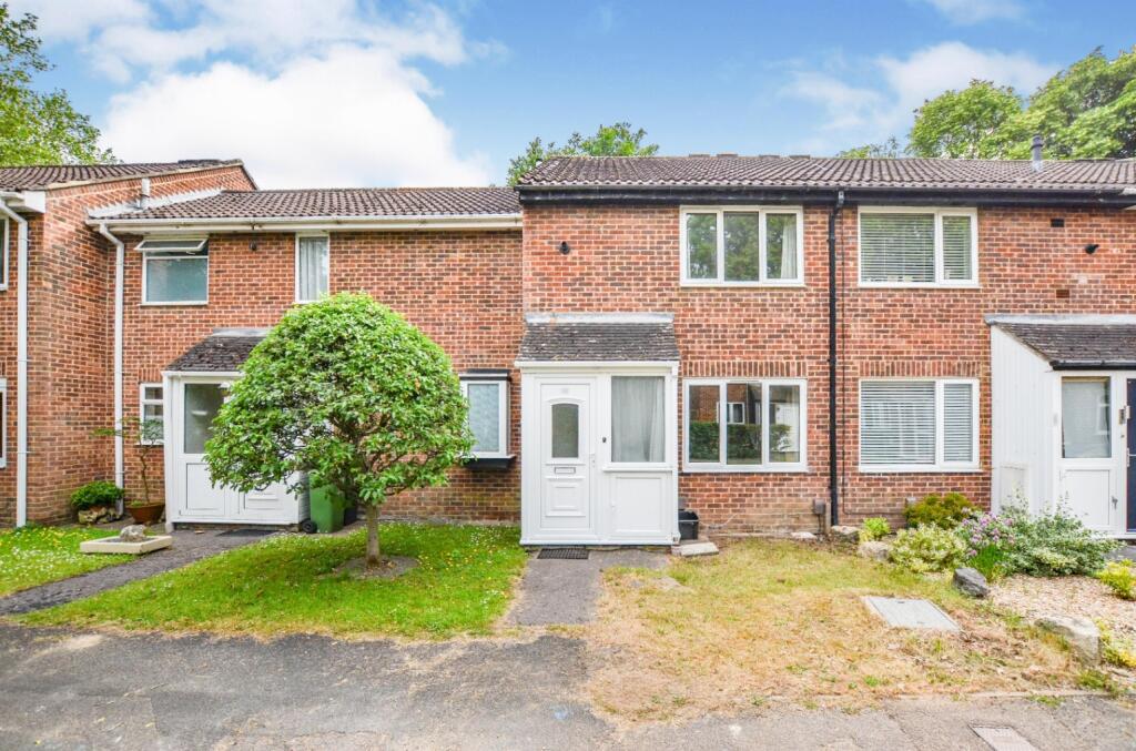 Main image of property: Harewood Close, Eastleigh, SO50