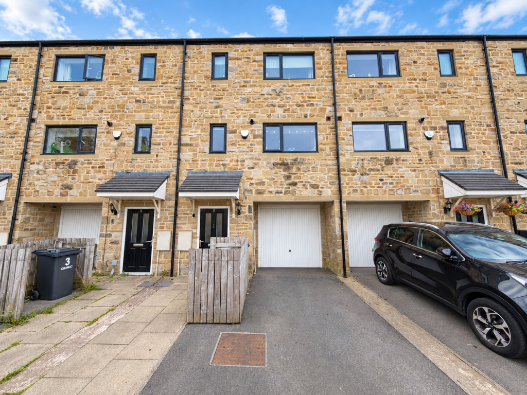 Main image of property: Red Holt Drive, Keighley, BD21 5AB