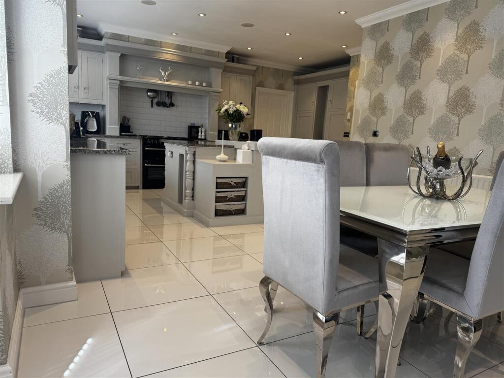 House in Chelmsford - View 4