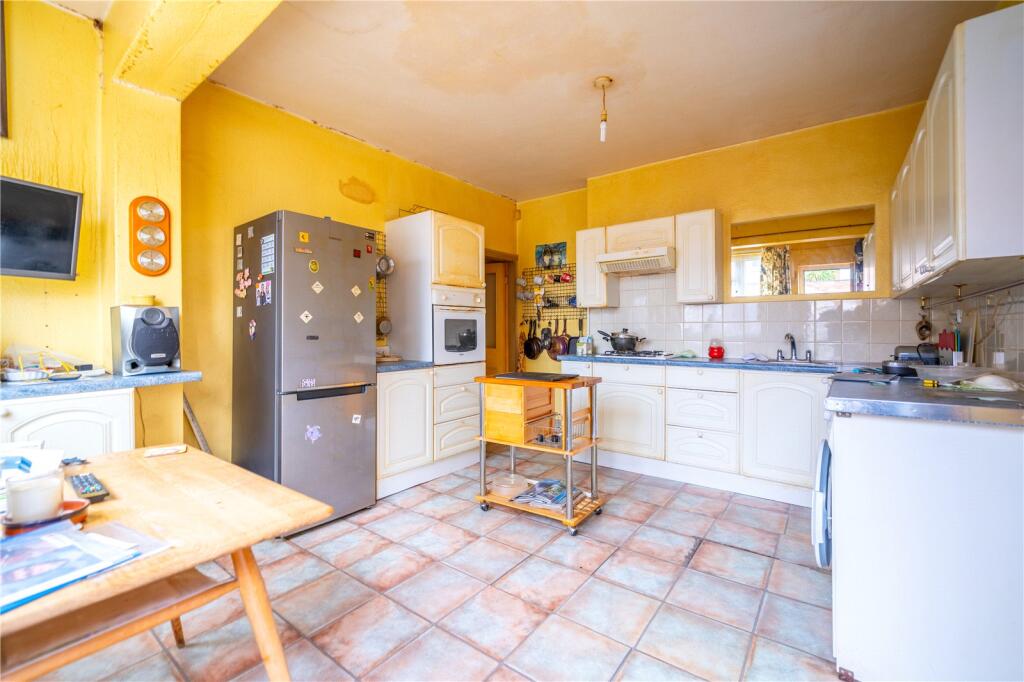 Trent Boulevard, West Bridgford, Nottingham, Nottinghamshire, NG2 - View 4