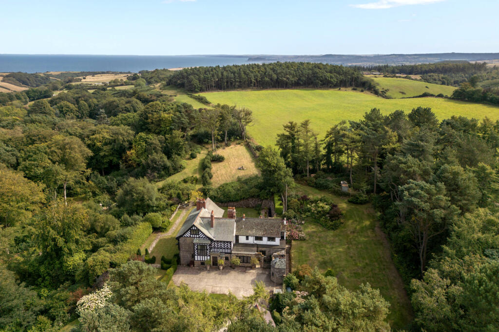 Staintondale Road, Cloughton, Scarborough, North Yorkshire photo 3