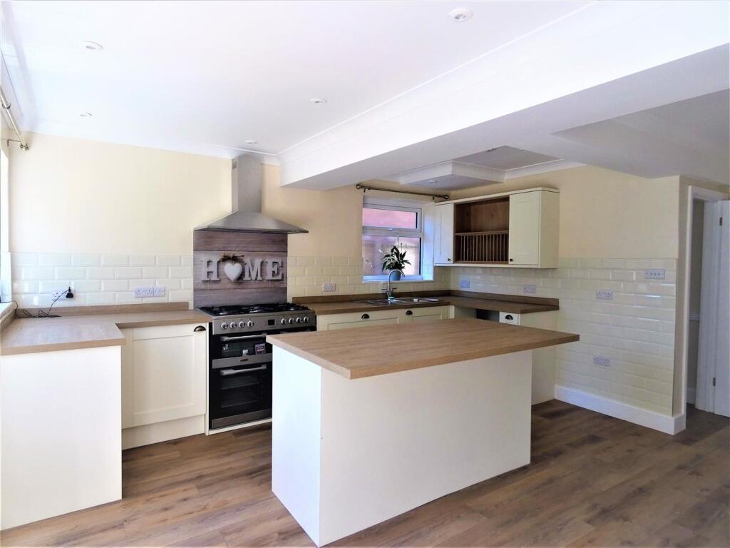 House in Portsmouth - View 4