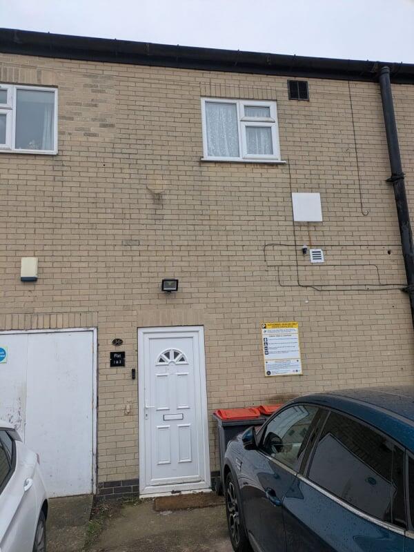 Main image of property: High Street, Nottingham, NG15
