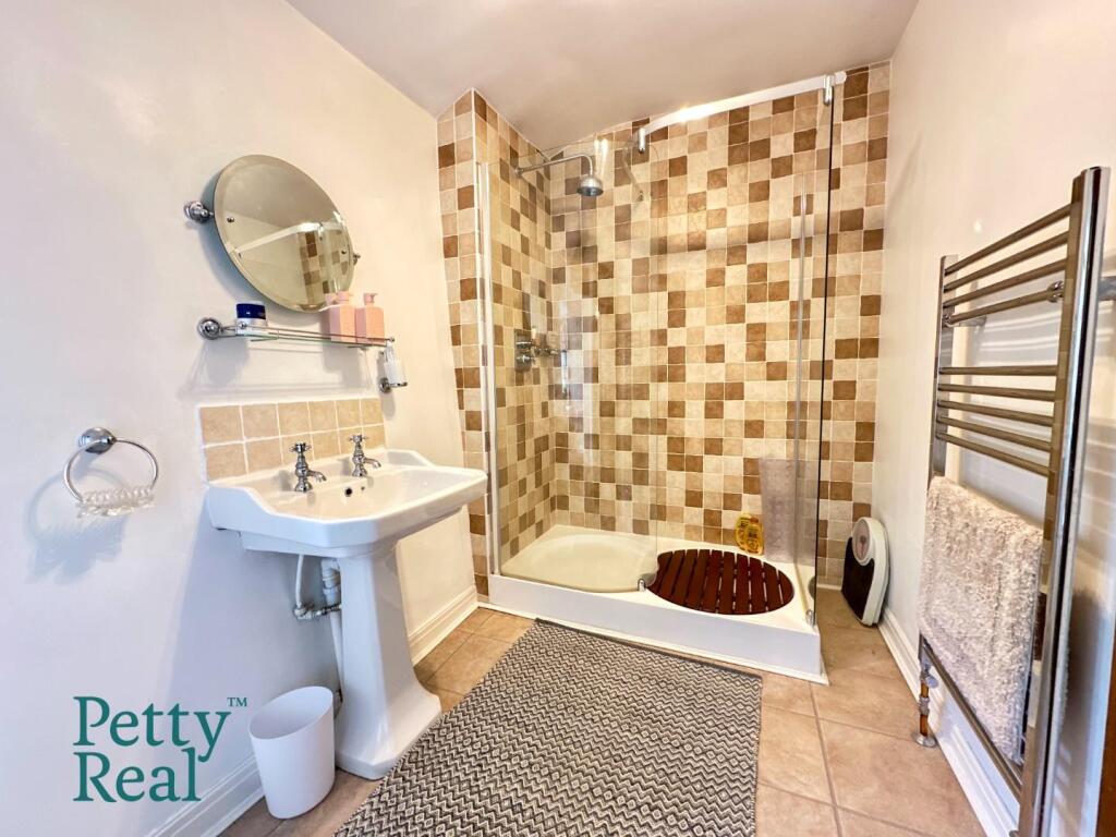 House in Pendle, Higherford, Barrowford - More