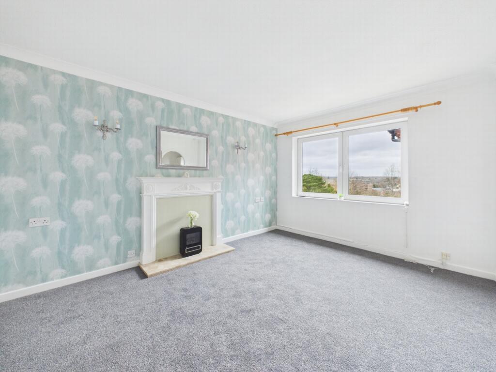 Heath Road, Haywards Heath, RH16 photo 2