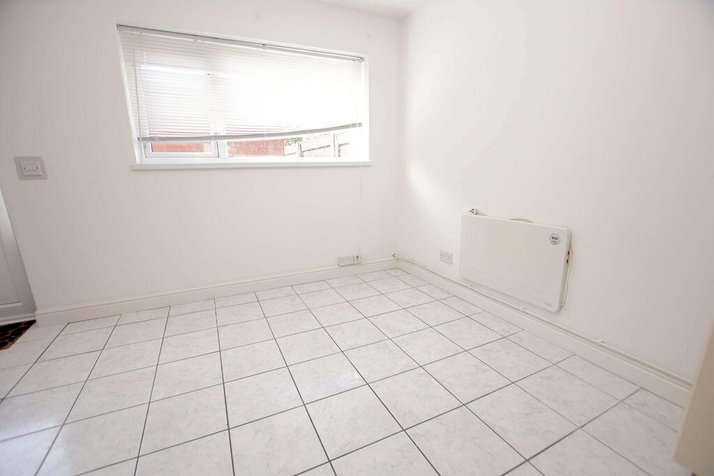 Worcester Court, Howe Road, Gosport - View 6