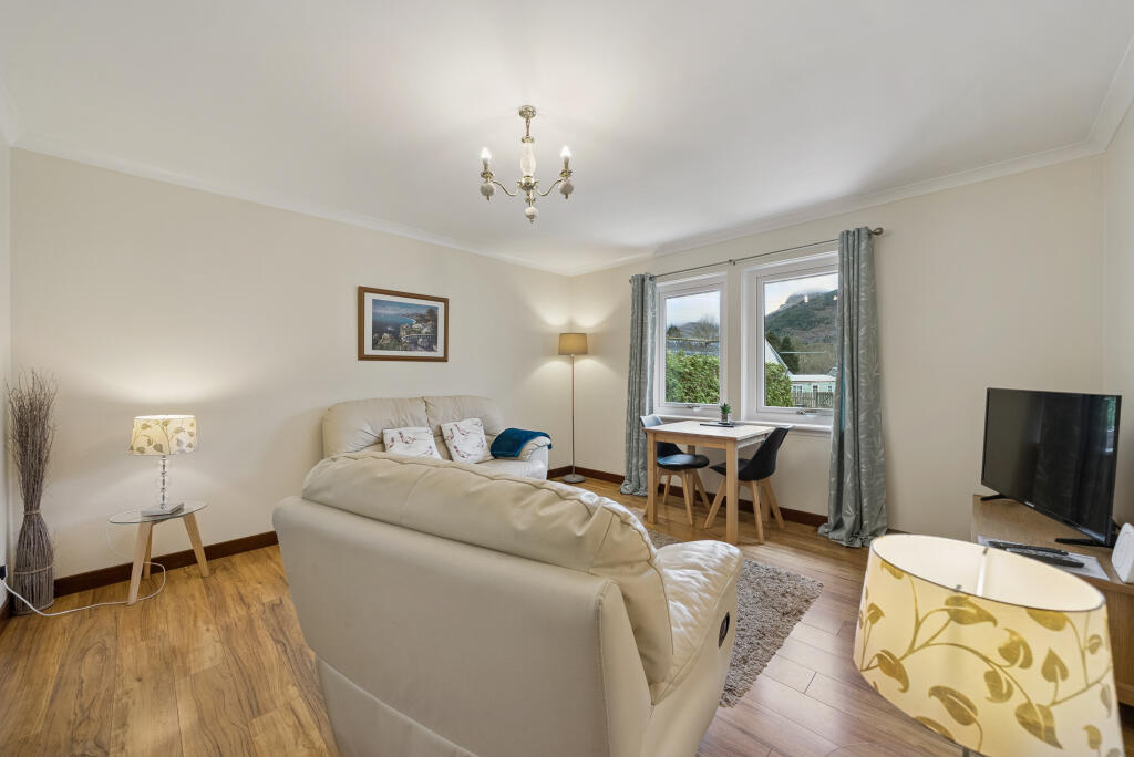 House in Lochgoilhead, Argyll and Bute - More