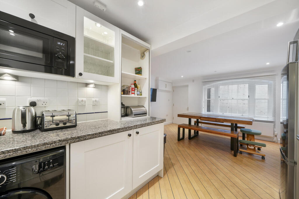 Main image of property: Gillingham Street