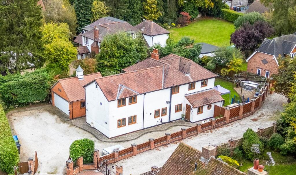 4-bed detached on North Road, Clifton upon Dunsmore, Rugby, CV23, £750,000