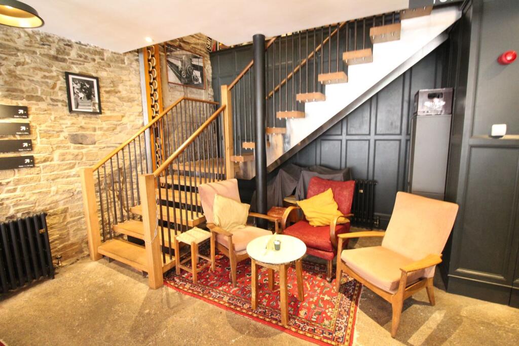 House in Bradford, Haworth and Stanbury - View 5