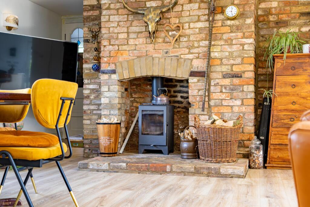 House in King's Lynn and West Norfolk, Southery - More