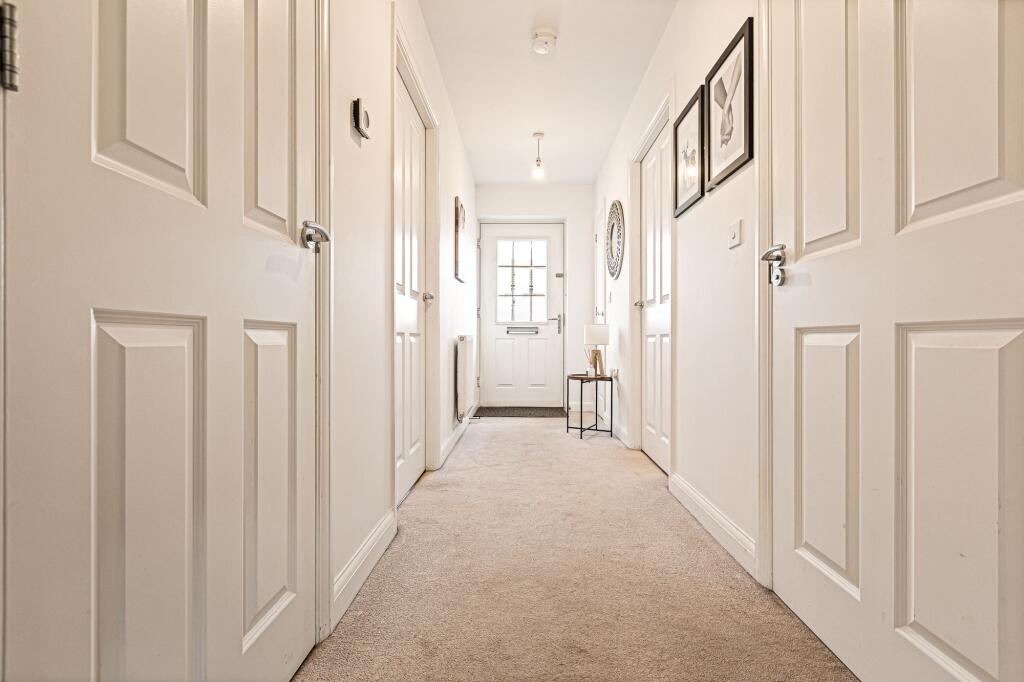 Pankhurst Close, East Leake, LE12 photo 2
