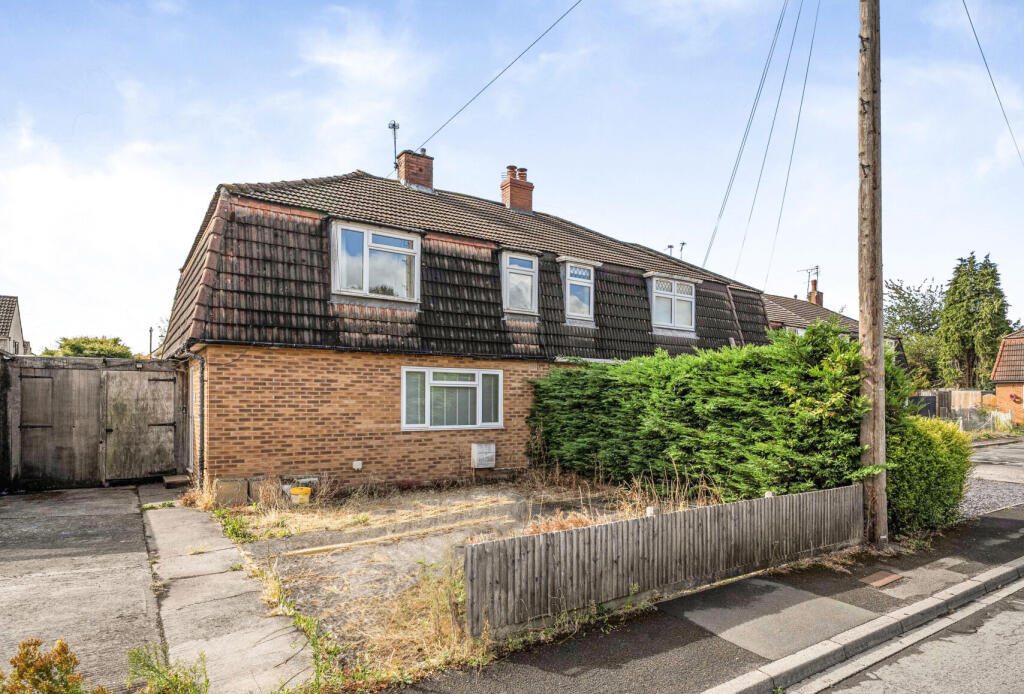 Main image of property: Mount Crescent, Winterbourne, Bristol, Gloucestershire, BS36