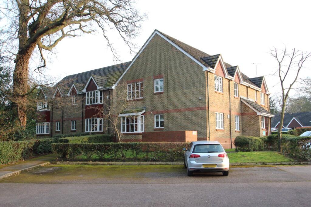 Main image of property: Groves Lea, Mortimer, Reading, Berkshire, RG7
