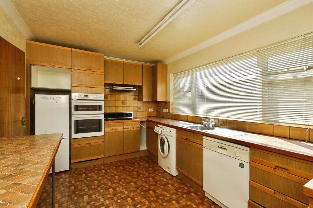 House in Bassetlaw, Worksop - View 3