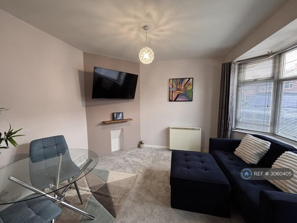 House in Leicester - View 2