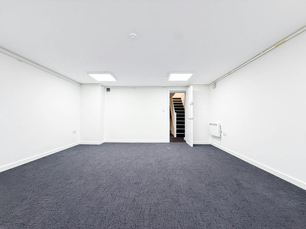 borough House_office to let-27.jpg