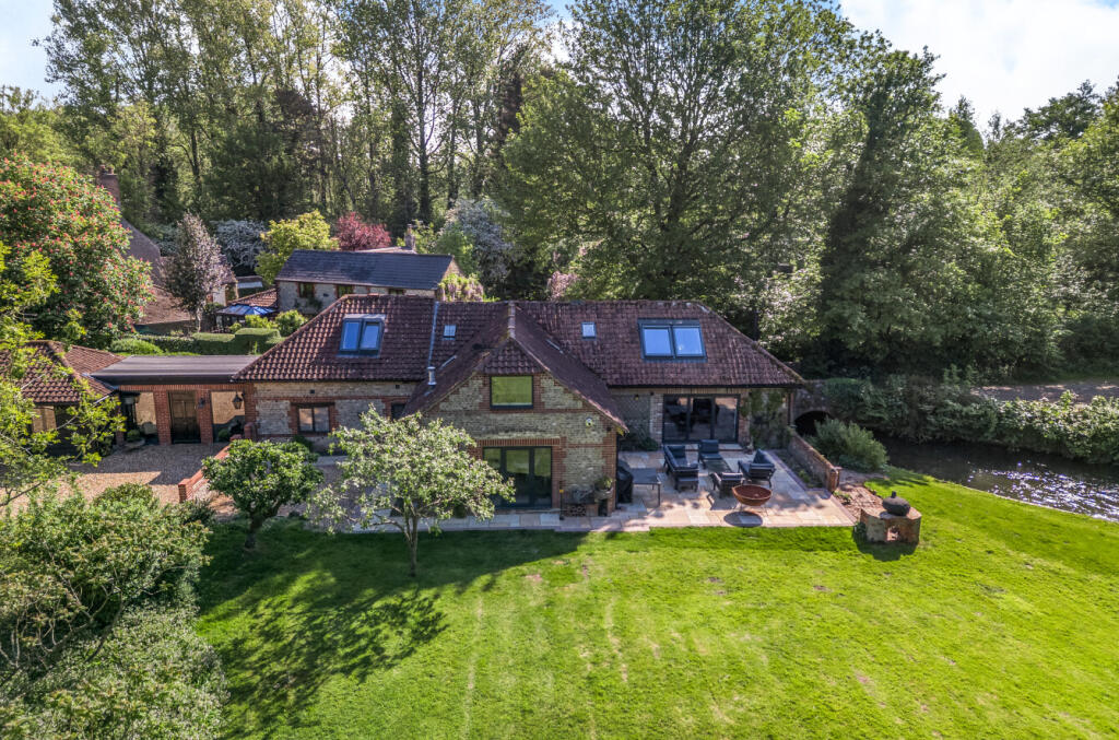 Main image of property: Henfords Marsh, Warminster, BA12