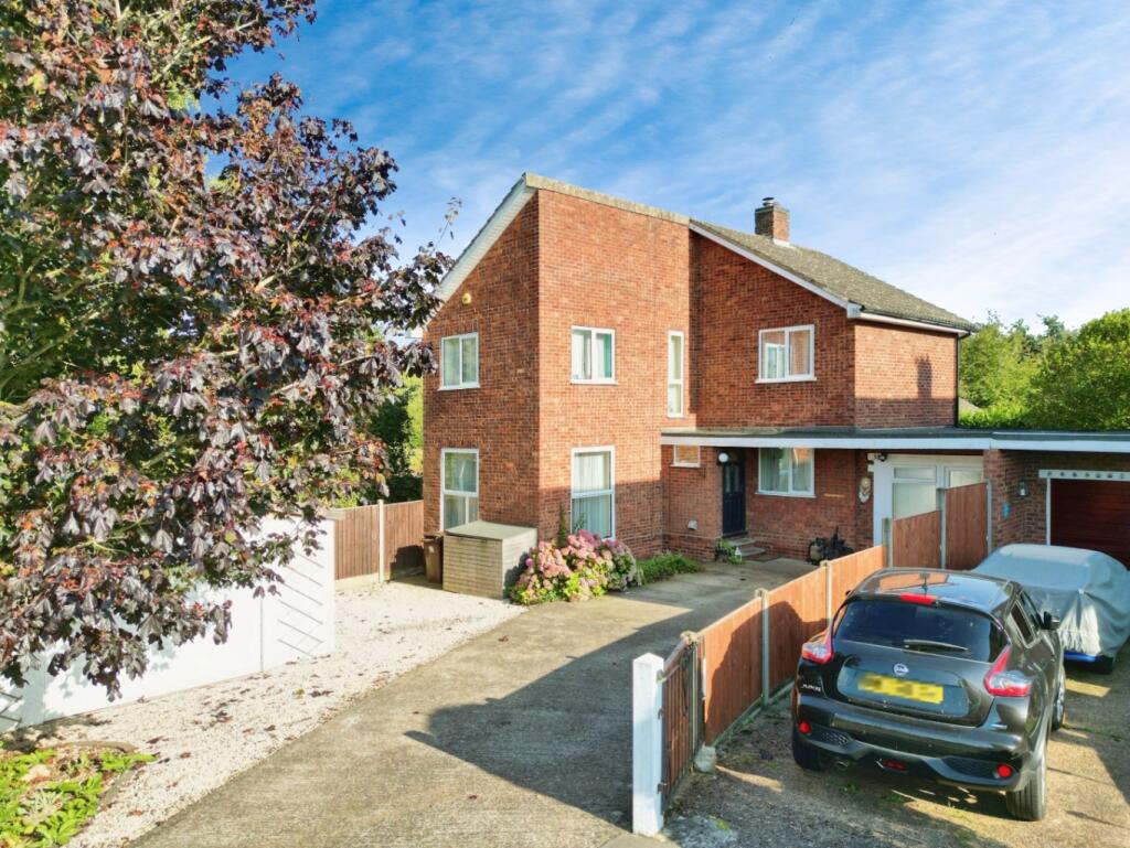 Main image of property: Magnolia Close, Branston