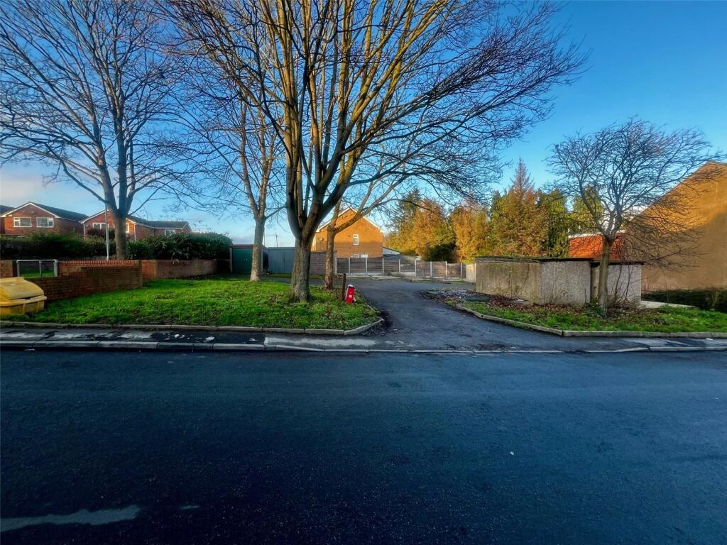 Main image of property: Sanforth Street, Chesterfield, Derbyshire, S41