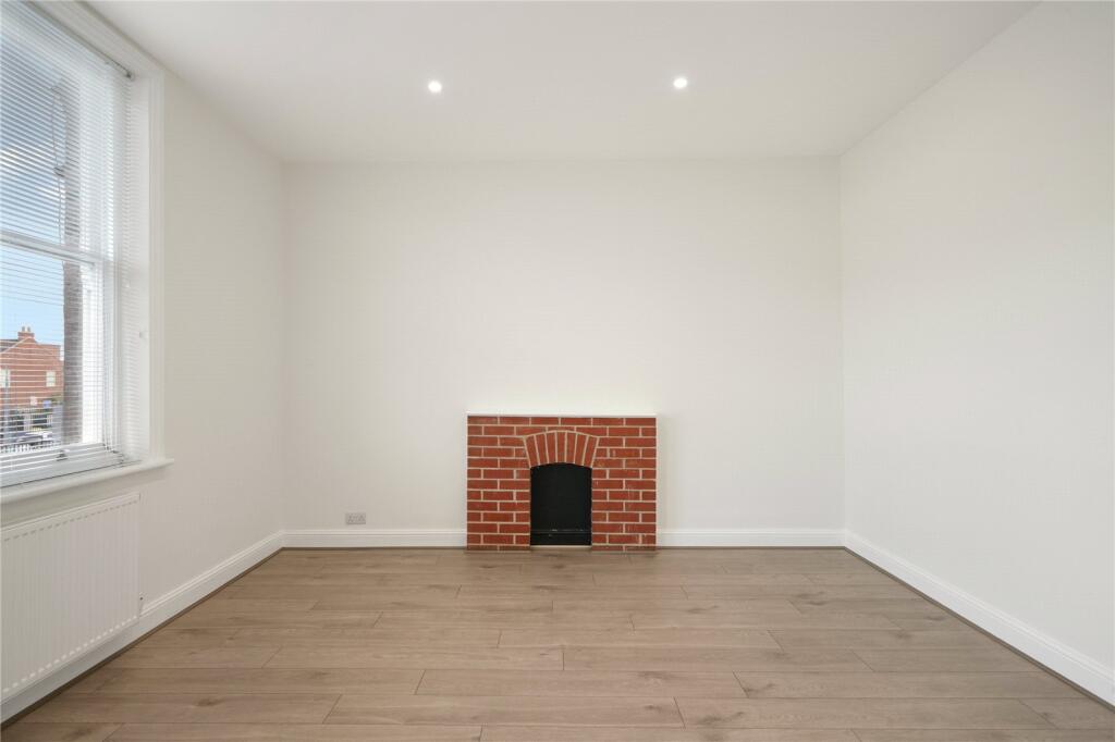 Main image of property: High Street, Harlesden, NW10