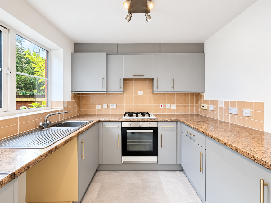 House in Tregof, Parc Bryn Heulog, Birchgrove - View 2