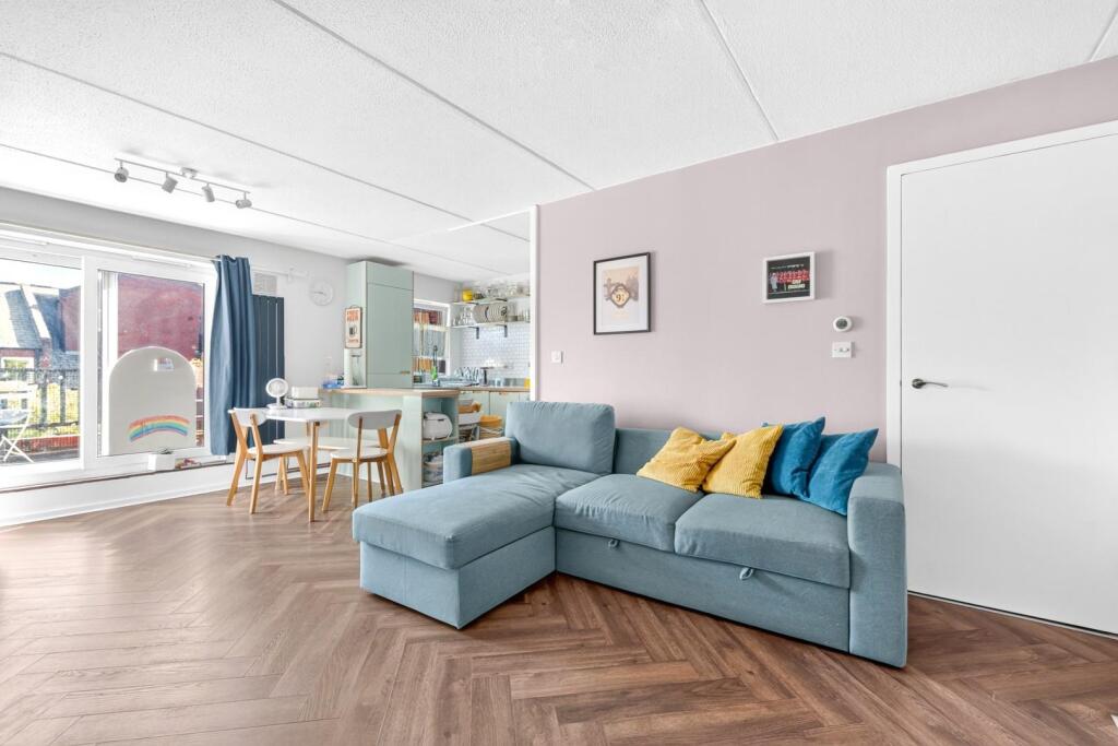 Main image of property: Gladstone Road, Chiswick