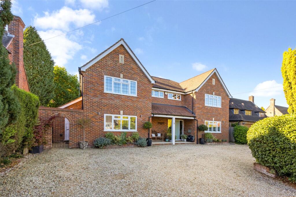 Main image of property: Walkwood Rise, Beaconsfield, Buckinghamshire, HP9